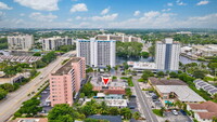 1450 N Riverside Dr in Pompano Beach, FL - Building Photo - Building Photo