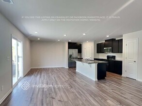 2411 Turtle Point Rd in Charlotte, NC - Building Photo - Building Photo