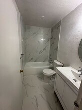 829 NW 46th Ave in Plantation, FL - Building Photo - Building Photo