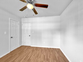 4325 Prairie Ln in Del City, OK - Building Photo - Building Photo