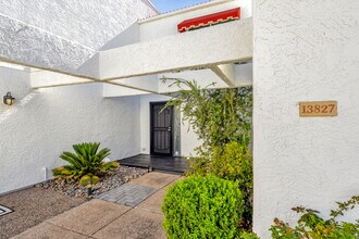 13827 North 42nd Pl in Phoenix, AZ - Building Photo - Building Photo