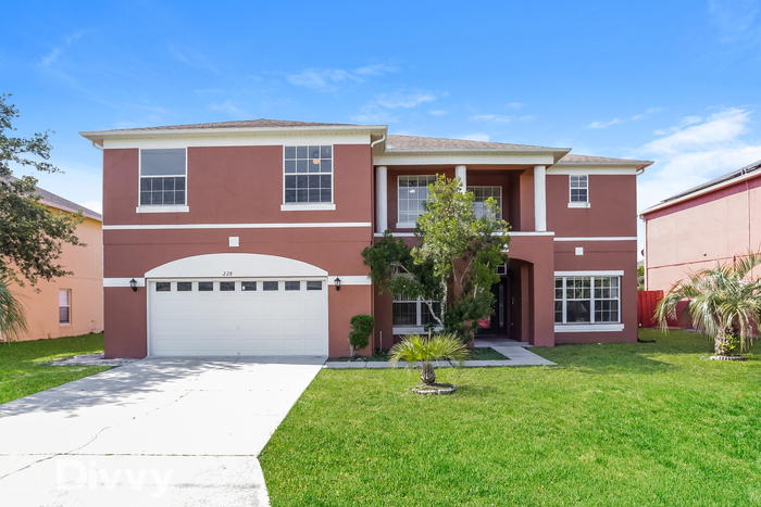 228 Beckenham Dr in Kissimmee, FL - Building Photo