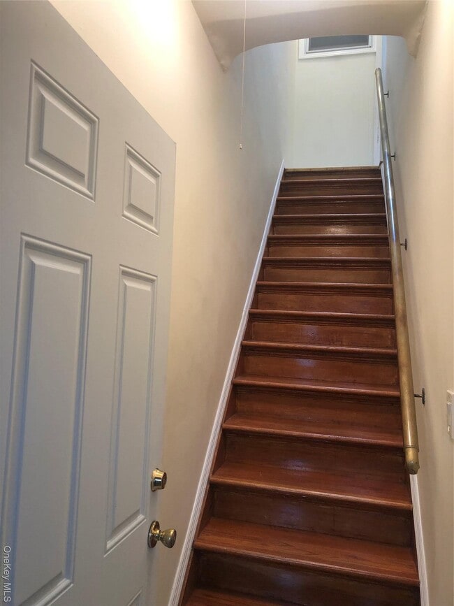 30-11 85th St in Queens, NY - Building Photo - Building Photo