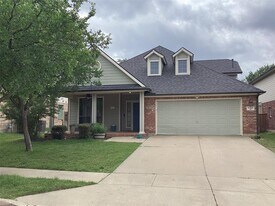 9756 Sinclair St in Fort Worth, TX - Building Photo