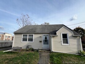 451 Meadow St in Fairfield, CT - Building Photo