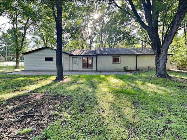 property at 10904 Irwin Ave S