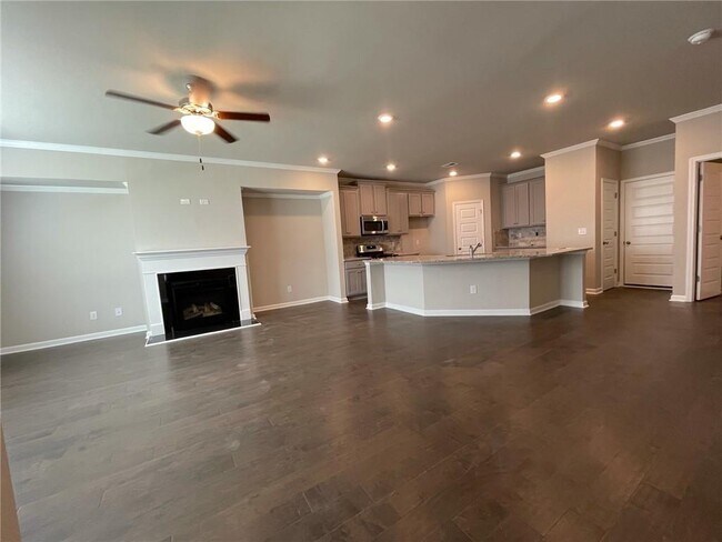 4374 Sunny Oak Ln in Norcross, GA - Building Photo - Building Photo