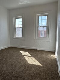 721 N Streeper St photo'