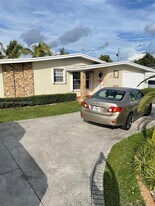 11765 SW 175th Terrace in Miami, FL - Building Photo