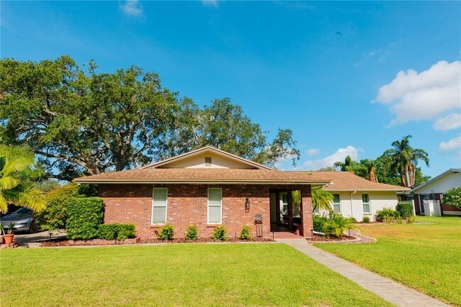 1624 Sheffield Dr in Clearwater, FL - Building Photo - Building Photo