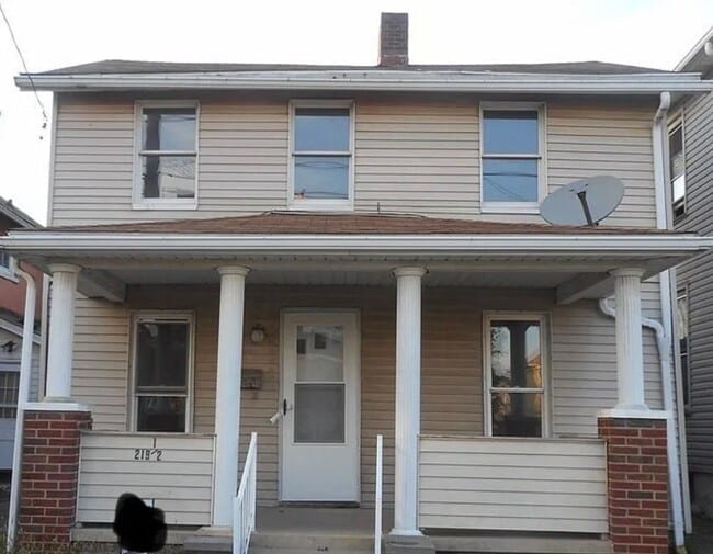property at 219 1/2 Friendship St