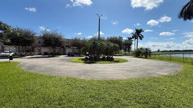 13810 SW 276th St in Homestead, FL - Building Photo - Building Photo