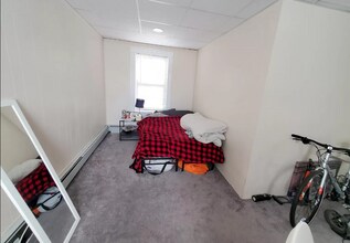 237 Columbia St, Unit 3 in Cambridge, MA - Building Photo - Building Photo