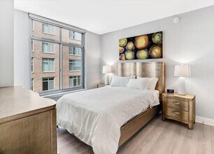 4850 Rugby Ave in Bethesda, MD - Building Photo - Building Photo