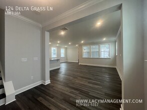 124 Delta Grass Ln in Raleigh, NC - Building Photo - Building Photo