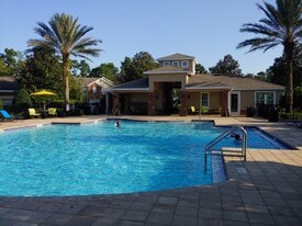 6963 Woody Vine Dr in Jacksonville, FL - Building Photo