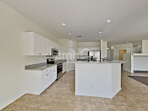 12733 W Rosewood Dr in El Mirage, AZ - Foto de edificio - Building Photo