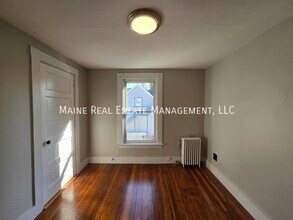 302 Turner St in Auburn, ME - Building Photo - Building Photo