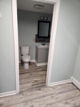 7 Western Ave in Hampden, ME - Building Photo - Building Photo