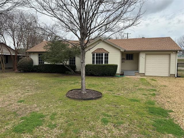 303 Ave C in Seagoville, TX - Building Photo