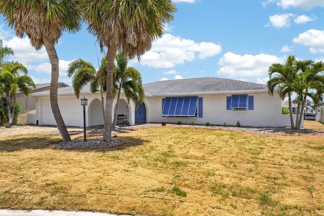 property at 6305 Cottonwood Ln