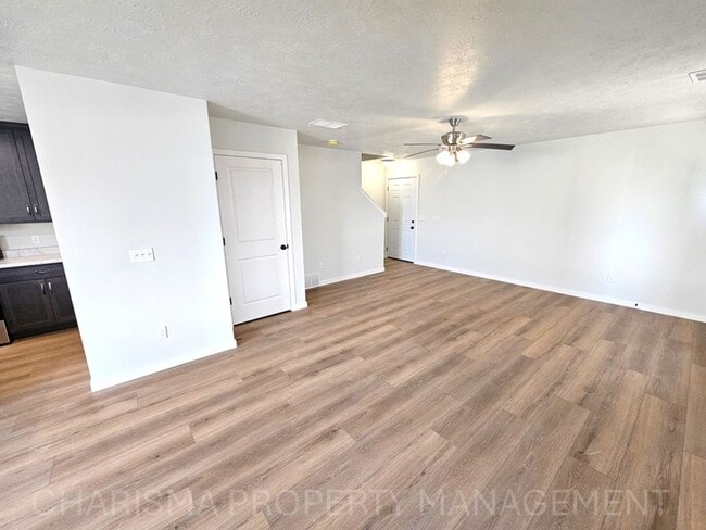 9622 W Tunis Dr in Sioux Falls, SD - Building Photo - Building Photo