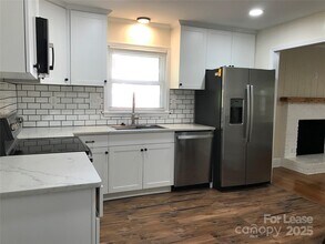 4820 Amity Pl in Charlotte, NC - Building Photo - Building Photo