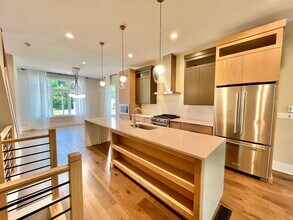 118 Frazier Ave in Charlotte, NC - Building Photo - Building Photo