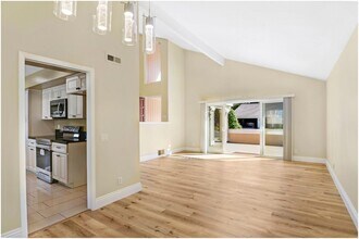 23521 Lochlomond St in Laguna Niguel, CA - Building Photo - Building Photo