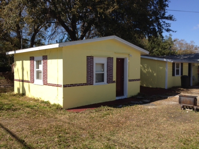 5450 33rd St N in St. Petersburg, FL - Foto de edificio