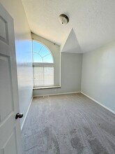 979 Blue Heron Cir in Draper, UT - Building Photo - Building Photo