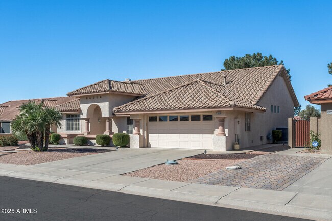 13930 W Trail Ridge Dr in Sun City West, AZ - Building Photo - Building Photo