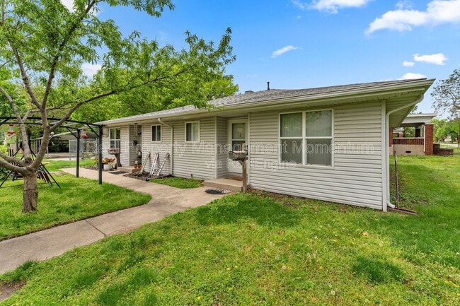 property at 716 E Locust St