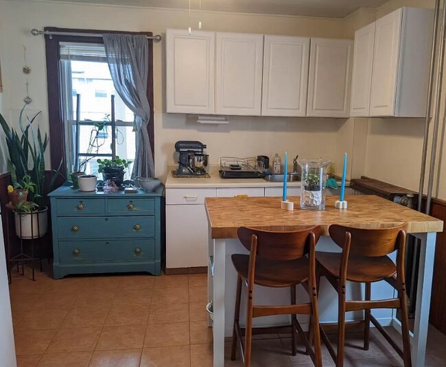 22 Endicott Ave, Unit 21-4 in Somerville, MA - Building Photo - Building Photo