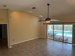 3842 Kingston Blvd in Sarasota, FL - Building Photo - Building Photo