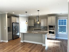 14277 James Dean Dr in Carmel, IN - Foto de edificio - Building Photo