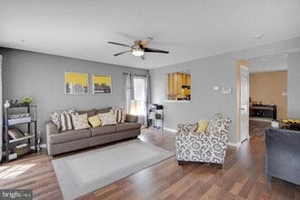 927 Tipton Rd in Middle River, MD - Building Photo - Building Photo