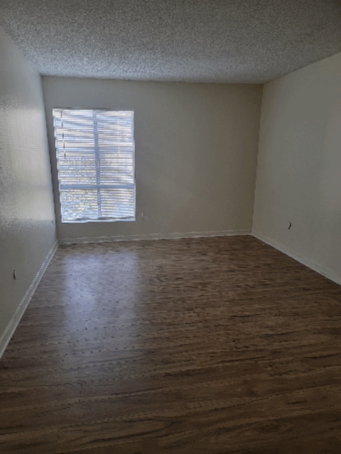 property at 10331 Lindley Ave