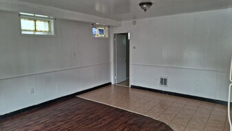 733 W 5th St, Unit 733 W 5th St Apartamentos