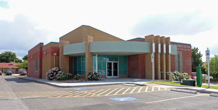 Baines Plaza in El Paso, TX - Foto de edificio - Building Photo