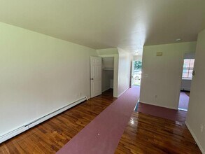 39 Rome Ave in Bedford Hills, NY - Building Photo - Building Photo