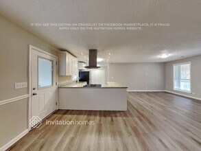 1589 Mary Lou Ln SE in Atlanta, GA - Foto de edificio - Building Photo