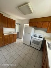 399 W Park Ave in Ocean Township, NJ - Building Photo - Building Photo