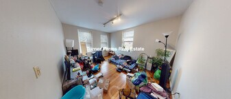 54 Kelly Rd, Unit 3L in Cambridge, MA - Building Photo