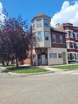 8360 S Mackinaw Ave in Chicago, IL - Building Photo