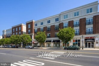 2350 NJ-33 in Trenton, NJ - Building Photo - Building Photo