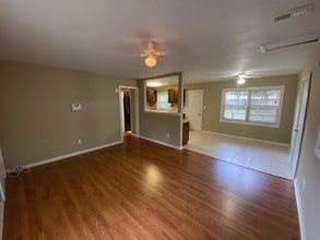 112 Belmont Dr in Palatka, FL - Building Photo - Building Photo