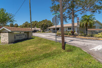 Heather Hill Villas in Dunedin, FL - Foto de edificio - Building Photo