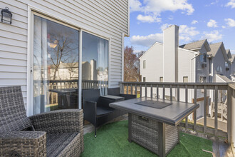925 Oronoke Rd in Waterbury, CT - Foto de edificio - Building Photo