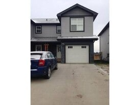 707 Rocky Wy in Cold Lake, AB - Building Photo
